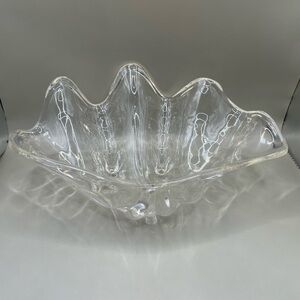 Vintage READ Footed Clam Like Shell Clear White Lucite Serving Bowl 10.5x7”